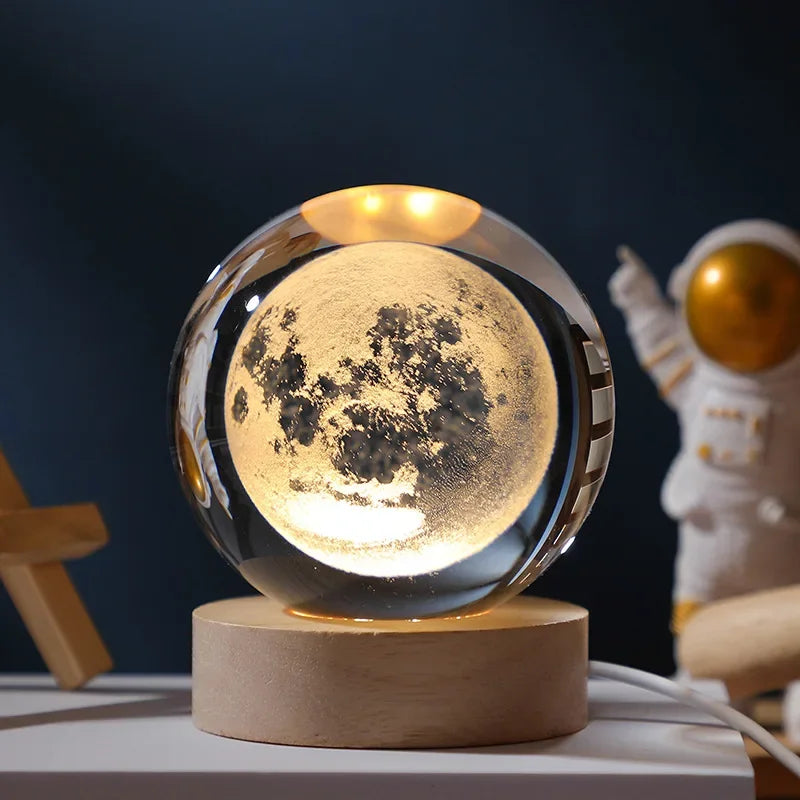 Lampe Cristal 3D – Lune, Galaxie, Saturne ou Système Solaire – Base en bois & LED USB